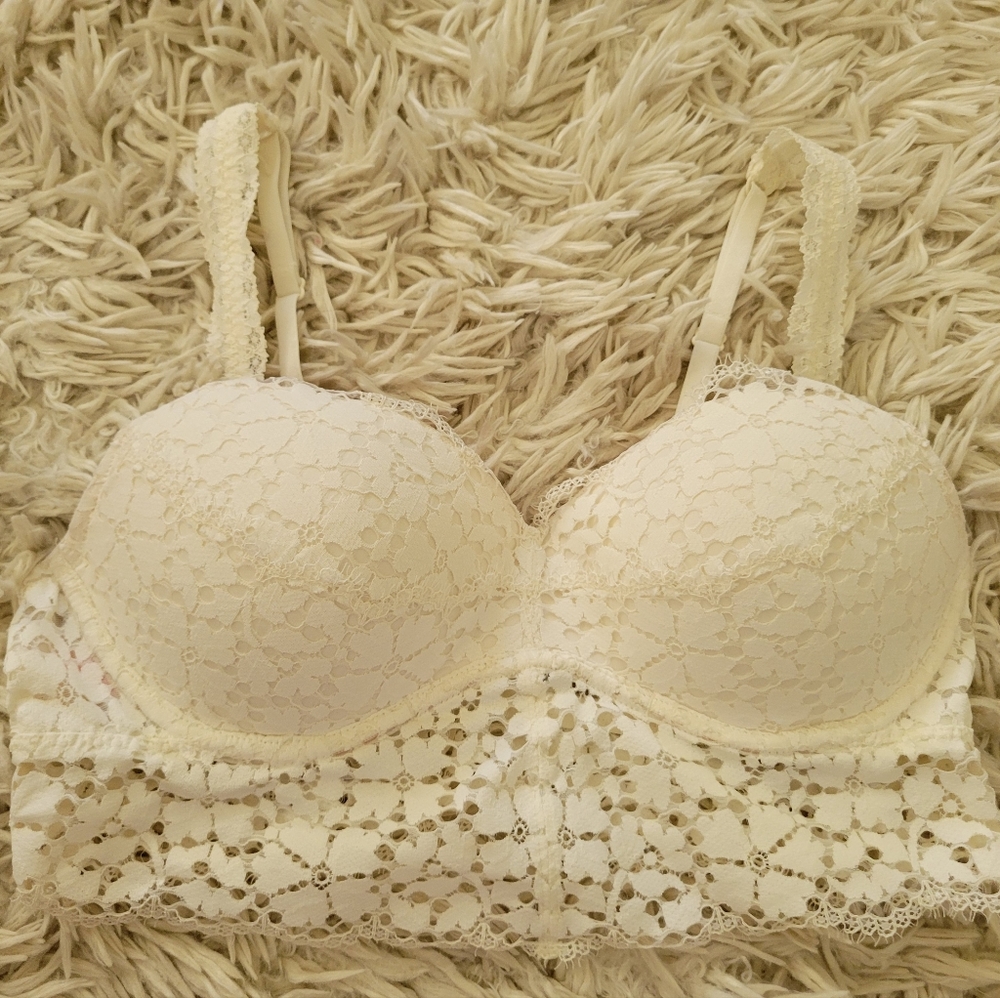 Pink Victoria's Secret lace underwire bralette size Med